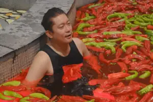 thumbnail - “자연인은 설정?” 김대호, 고급 리조트 포착에 박명수 “적당히 해” 일침