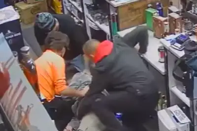 thumbnail - “맥박 재는 척 몸수색도”…직원 심정지로 쓰러진 틈타 돈 훔쳐 달아난 男