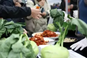 thumbnail - 입맛 사로잡는 대왕콜라비 김치