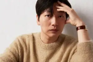 thumbnail - 이동휘, 정호연과 결별 1년 만에…10살 연하 여배우와 로맨스