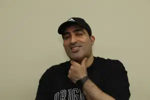 thumbnail - “그 병원은 이방인 외면하지 않았죠”