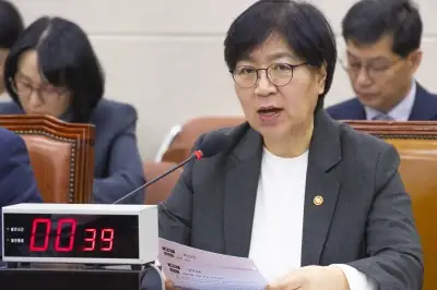 thumbnail - 정은경 “의대 증원 내년 초 확정…공공의대 별도 정원 둘 수도”