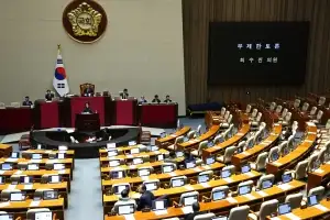 thumbnail - 정보통신망법 본회의 처리 임박…2박 3일 필리버스터 종료