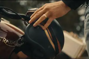 thumbnail - “은퇴한 거 아니었어?”…예고편에 깜짝 등장한 ‘이 배우’, 전세계 술렁