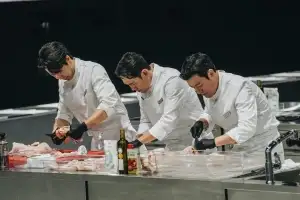 thumbnail - “식을 줄 모르는 인기”…2주 연속 넷플릭스 글로벌 1위 차지한 ‘한국 예능’