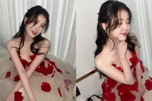 아이유, ‘한송이 꽃’ 같은 드레스 자태