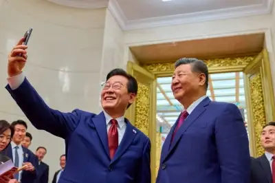 thumbnail - 경주회담 때 빵 터진 그 샤오미폰
이번엔 셀카로 한중 케미 터졌다