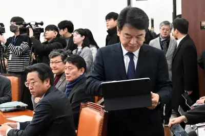 thumbnail - [단독] 김병기 탄원서 제출했는데… ‘접수 기록’조차 안 남긴 민주당