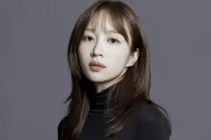 하니, 3년 만의 복귀 임박…시청률 29.2% ‘스타작가 신작’ 출연 검토