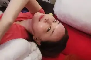 thumbnail - 서울대·아나운서 출신 女배우 “화류계 종사자와 동거” 열정적 면모