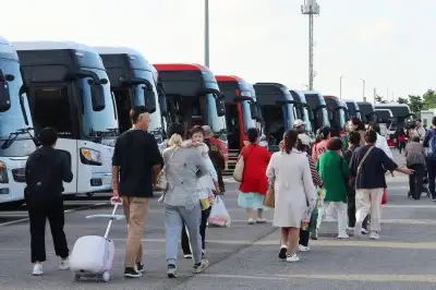 thumbnail - “이젠 한국 사람입니다” 귀화자 증가세…2명 중 1명은 ‘중국인’