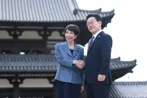 thumbnail - 李대통령, 19일 고향 안동서 다카이치와 정상회담