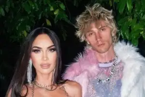 thumbnail - 임신 발표 후 결별한 스타 커플…“공동육아만”