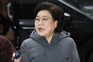 thumbnail - ‘한 줄 사과’ 이혜훈 오늘 청문회… <br>국힘 “전면 보이콧” 靑 “지켜보자”