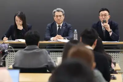 thumbnail - ‘징역 5년’ 尹, 항소 제기… 내란 재판 선고 한달 앞두고 연일 ‘방어 여론전’