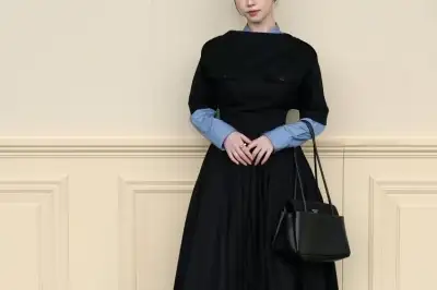 thumbnail - “AI인 줄” 카리나, 명품 행사서 ‘공주님 비주얼’