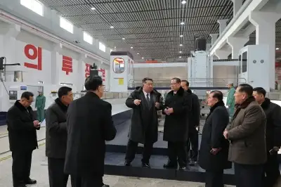 thumbnail - 공장 현대화 차질에 질타… 김정은, 현장서 내각 부총리 해임