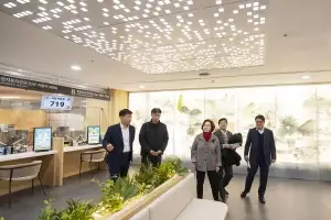 thumbnail - 용산구 종합행정타운 민원실, 힐링정원으로 재탄생