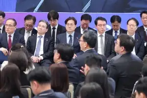 thumbnail - “北이 핵 포기하겠나”…투트랙 접근 강조한 李