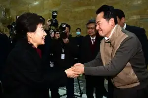 thumbnail - 장동혁 대표 만난 박근혜 전 대통령