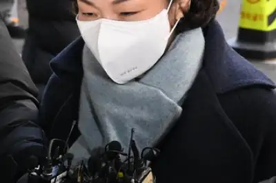 thumbnail - 경찰, 동작경찰서 압수수색…김병기 아내 수사 무마 의혹