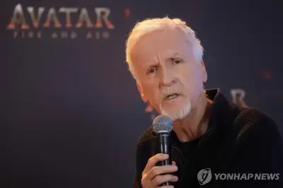 thumbnail - “트럼프 기사 안봐도 돼”…아바타 감독이 미국 떠난 이유