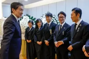 thumbnail - 발길 이어지는 이해찬 전 총리 조문