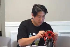 백수 된 황재균, ‘한강뷰 럭셔리 하우스’에서 배달 음식 일상