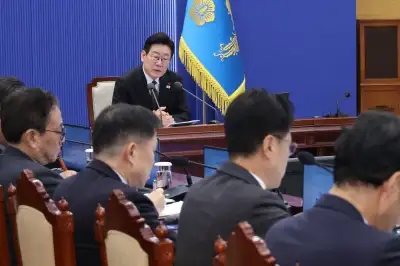 thumbnail - “설탕세 아니고 설탕 부담금입니다”…엑스에 직접 등판, 李의 ‘정책 정치’