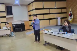 thumbnail - 유호준 경기도의원, 생리대 가격 논쟁, 이제는 여성 건강권 논의로 이어져야