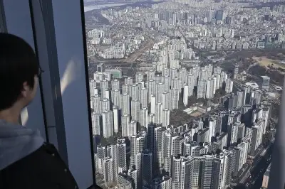 thumbnail - [르포] ‘초초초급매 있음’…매물 3~4배 늘었는데 거래는 아직