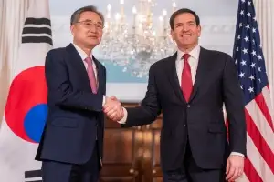 thumbnail - 한미 외교장관, 원자력·핵잠·조선·대미투자 ‘긴밀 협력’ 합의