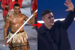 thumbnail - ‘통가 근육맨’, 이번엔 상의 탈의 못한 이유 [포착]