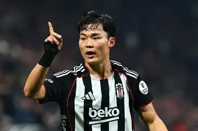 thumbnail - 오버헤드킥으로 데뷔골… 오현규 “홈팬 앞에서 꿈만 같아”