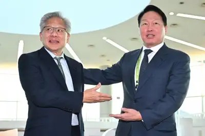 thumbnail - 최태원·젠슨 황, 치맥 회동… 미국서 ‘HBM 깐부’ 과시