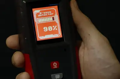 thumbnail - “영화 아니야?” 카리나도 스케일에 경악…넷플릭스가 작정하고 만든 역대급 ‘예능 프로그램’