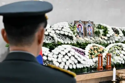 thumbnail - 순직한 코브라 헬기 조종사 합동영결식