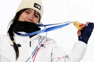thumbnail - ‘눈물의 금메달’ 최가온