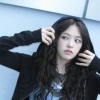 안유진, 밸런타인데이 기념 ‘치명적 매력’ 발산