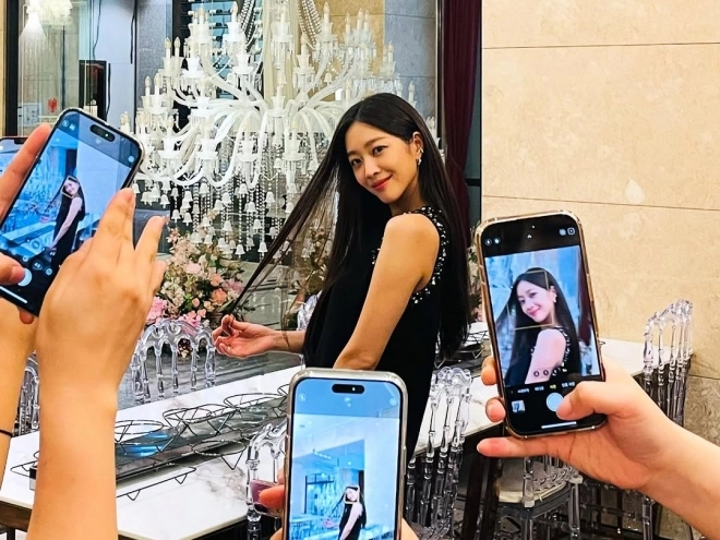 조보아, 결혼 2년 만에 득남…“축하와 응원 부탁드린다”