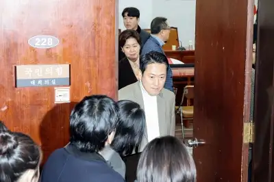 thumbnail - ‘미래연대’‘미래를 여는 공화당’ 압축해 놓고… 국힘, 당명 개정 일단 스톱