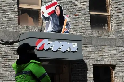 thumbnail - ‘미래연대’‘미래를 여는 공화당’ 압축해 놓고… 국힘, 당명 개정 일단 스톱