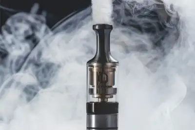 thumbnail - 전자담배는 괜찮다고? ‘덜 해로운 담배’는 없다