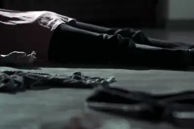 thumbnail - “침대 밑에 머리가…” 아내 시신 위에서 잠든 남편, 또 다른 범행 [듣는 그날의 사건현장]