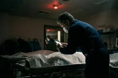 thumbnail - “성적 욕구 채우려고” 13년간 ‘女시신 나체’ 수백장 모은 경찰…日 경악한 사건