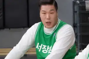 thumbnail - “이혼 후 고백 받은 적 있나” 질문에…‘51세’ 서장훈, 입 열었다