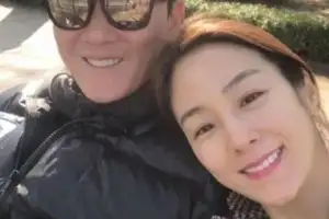 thumbnail - 사라졌던 ‘이휘재♥’ 문정원…“어느새 3월” 4년 만에 등장