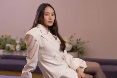 thumbnail - ‘브리저튼4’의 당당한 신데렐라…손숙 외손녀 “핵심은 사랑이죠”