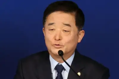 thumbnail - 조국에 공격당한 與 강득구 “사면 외쳤더니…내 지역구서 직접 붙자”