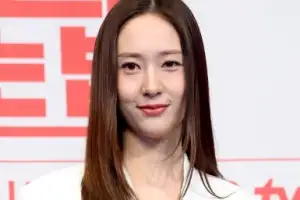 thumbnail - 정수정, ‘청순+시크’ 빛나는 미모